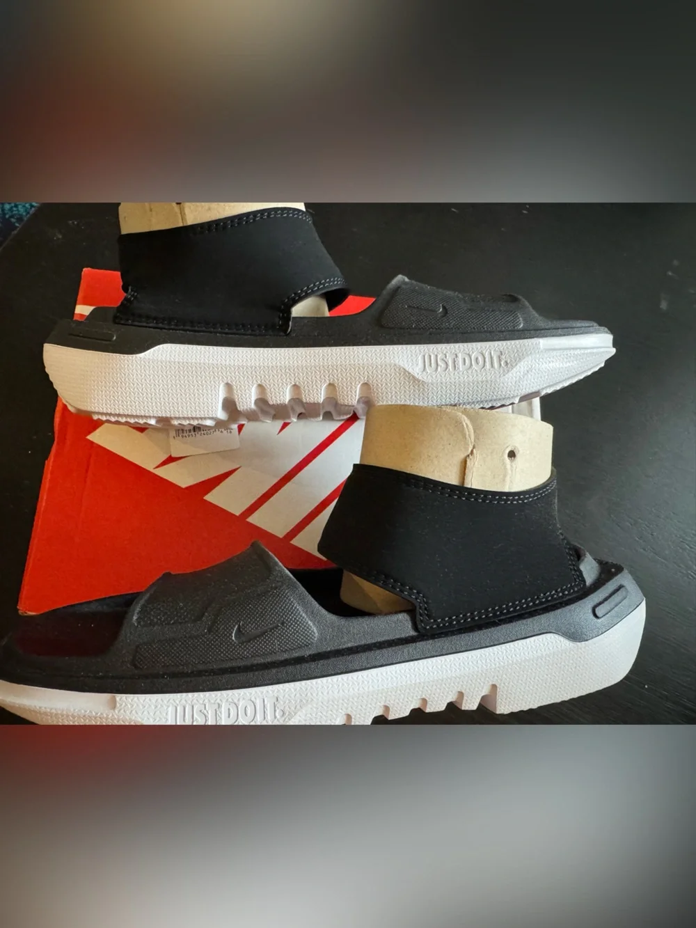 Nike Playscape Sandal (GS) Size 6Youth/7.5Women’s. Brand New.
